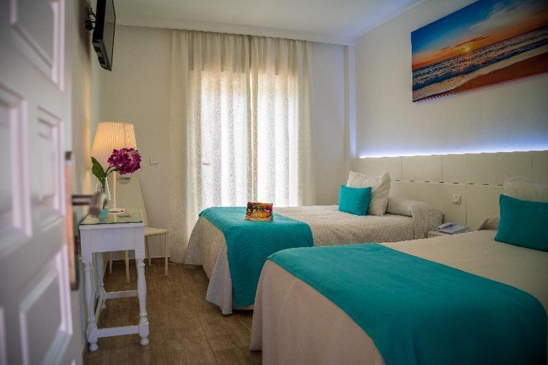 Hotel Romerito Малага Номер фото